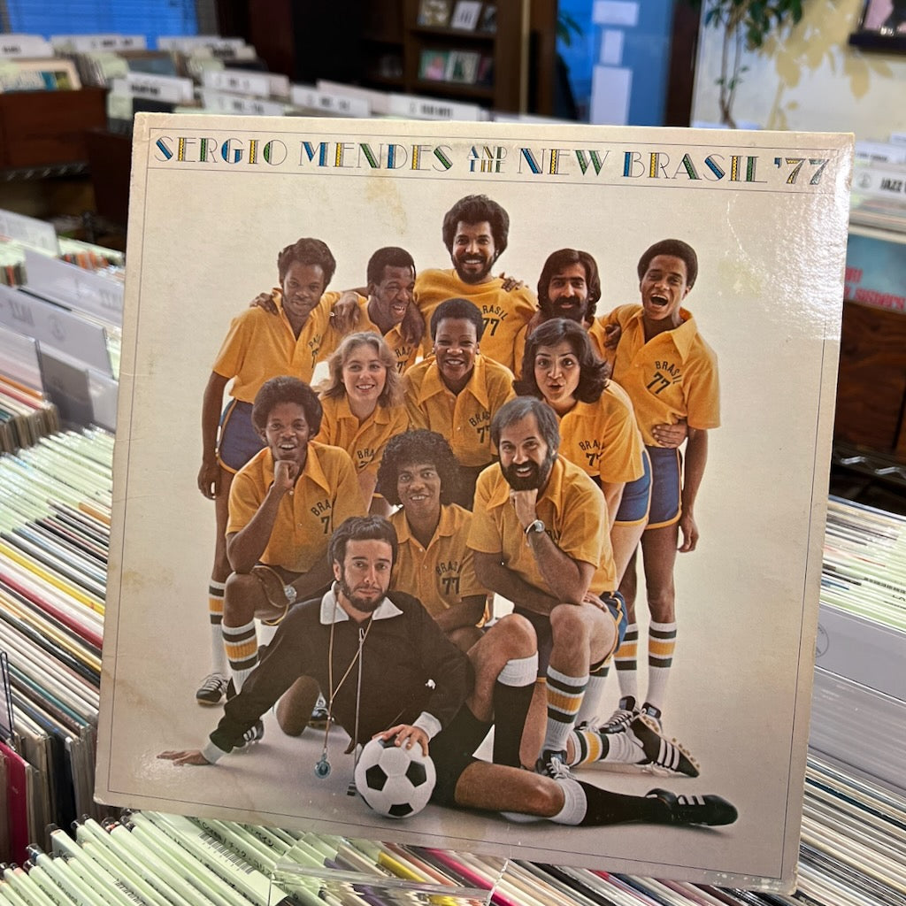 Sergio Mendes / セルジオ・メンデス / Sergio Mendes and The New Brasil '77 (7E-1102)