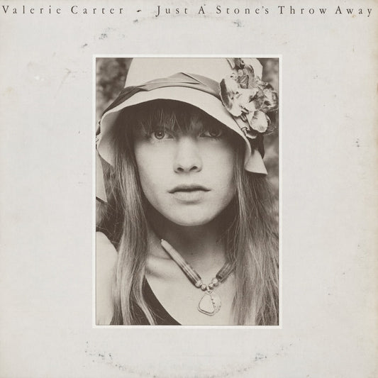 Valerie Carter - Just A Stone's Throw Away (PC 34155) 1977 US Columbia｜中古LP