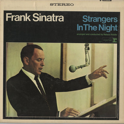 Frank Sinatra - Strangers In The Night (FS-1017) Reprise
