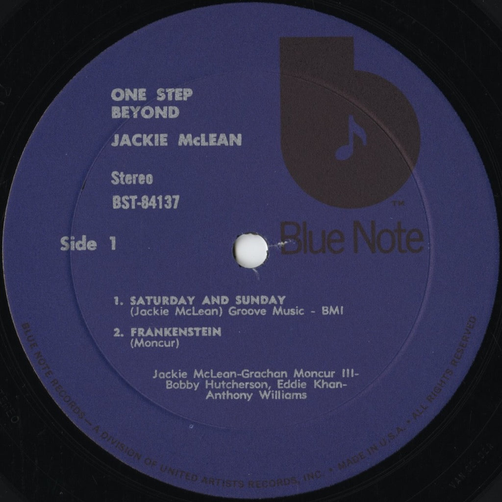 Jackie McLean / ジャッキー・マクリーン / One Step Beyond (BST 84137) UA 青音符Lbl.