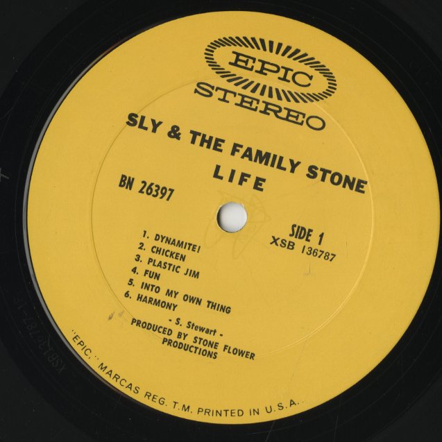Sly & The Family Stone / スライ・アンド・ザ・ファミリー・ストーン / Life (BN26397)
